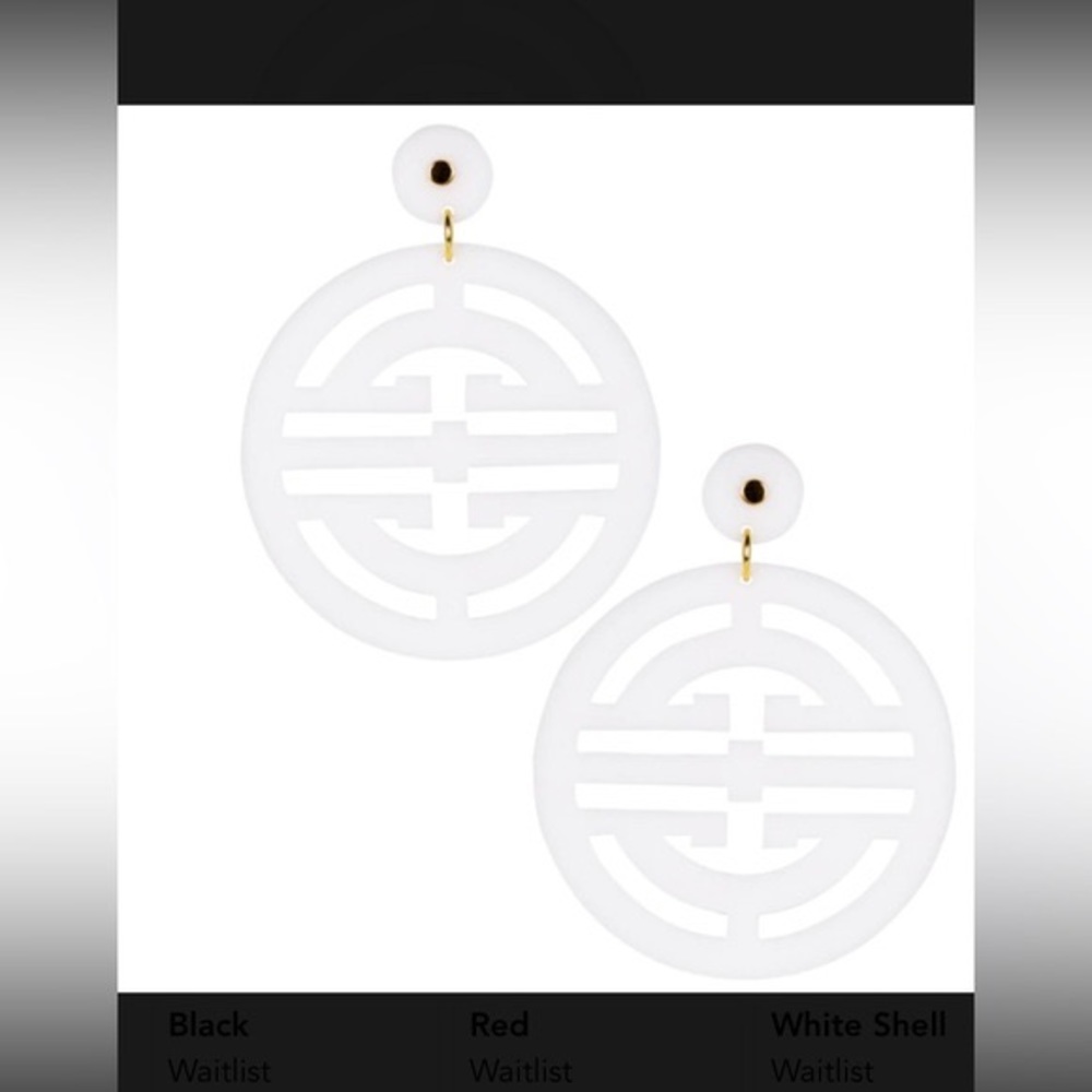 🤍 White drop earrings | acrylic shell design | lightweight